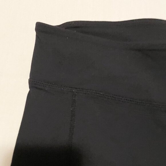 Bench Capri Leggings Womens Size Medium - Picture 3 of 14